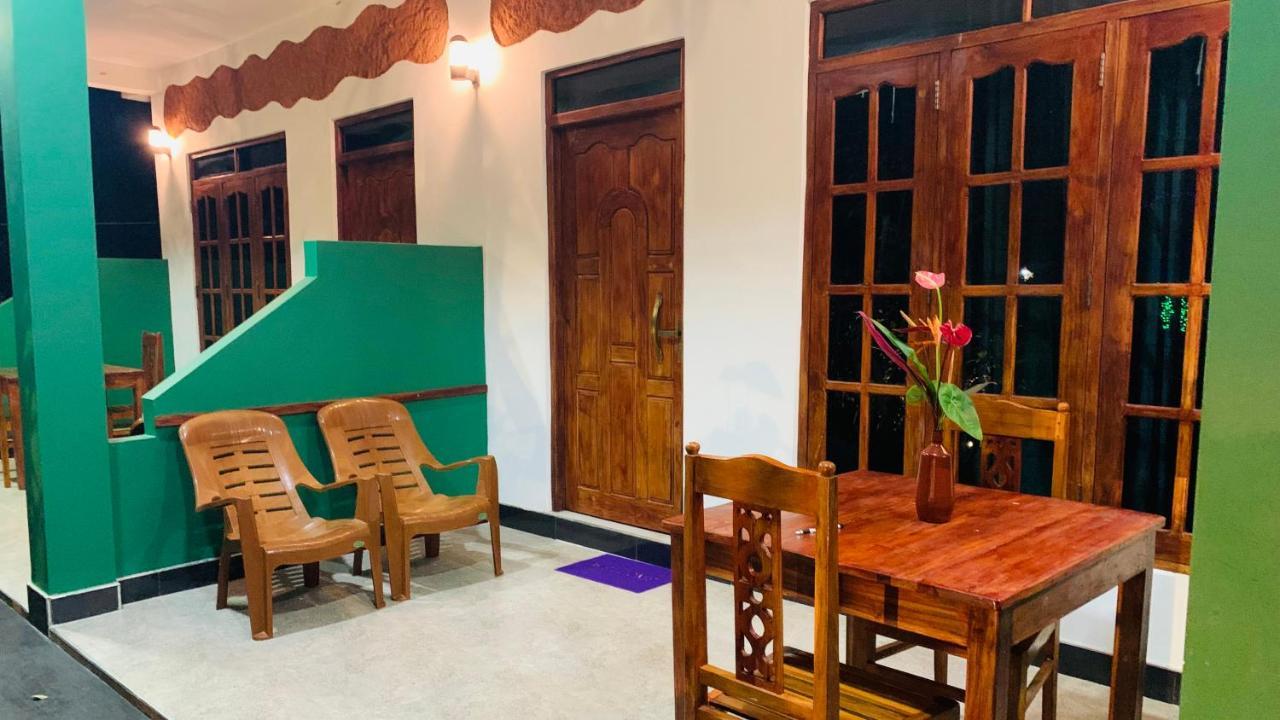 Sigiri Starwing Villa Sigiriya Bagian luar foto